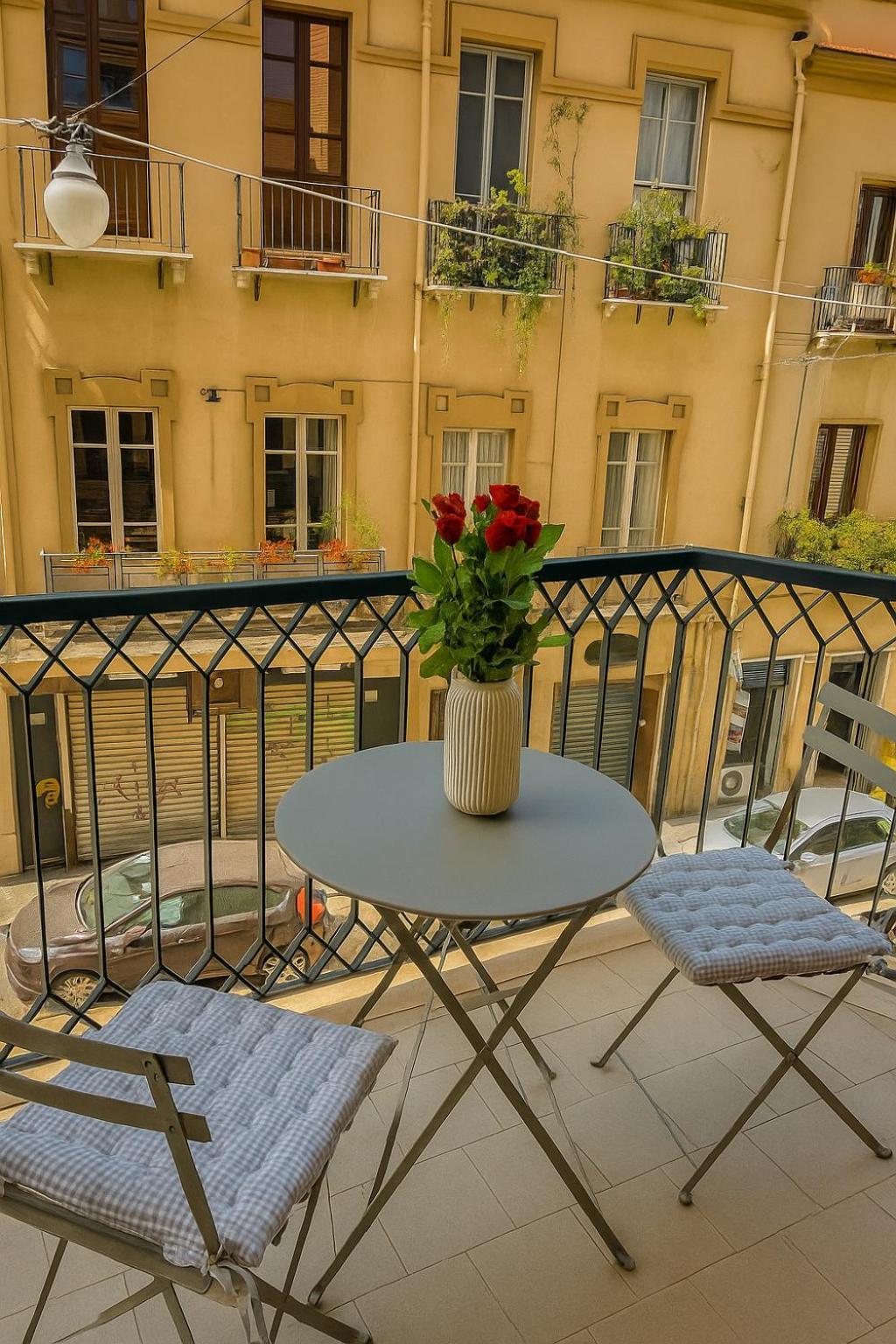 Appartamento Frangipani House Luxury Huge Center With Lift Cagliari